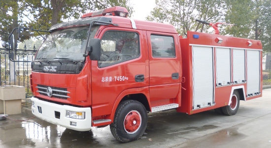 東風(fēng)多利卡3.5噸水罐消防車圖片